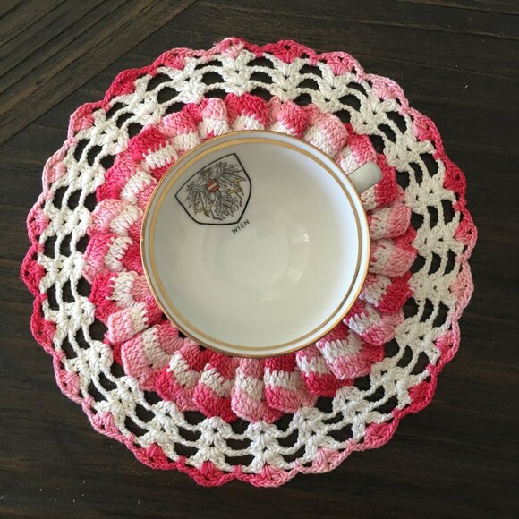 Seltmann Weiden Bavaria Wien Coat of Arms Porcelain Teacup & Saucer Set - Picture 10 of 13